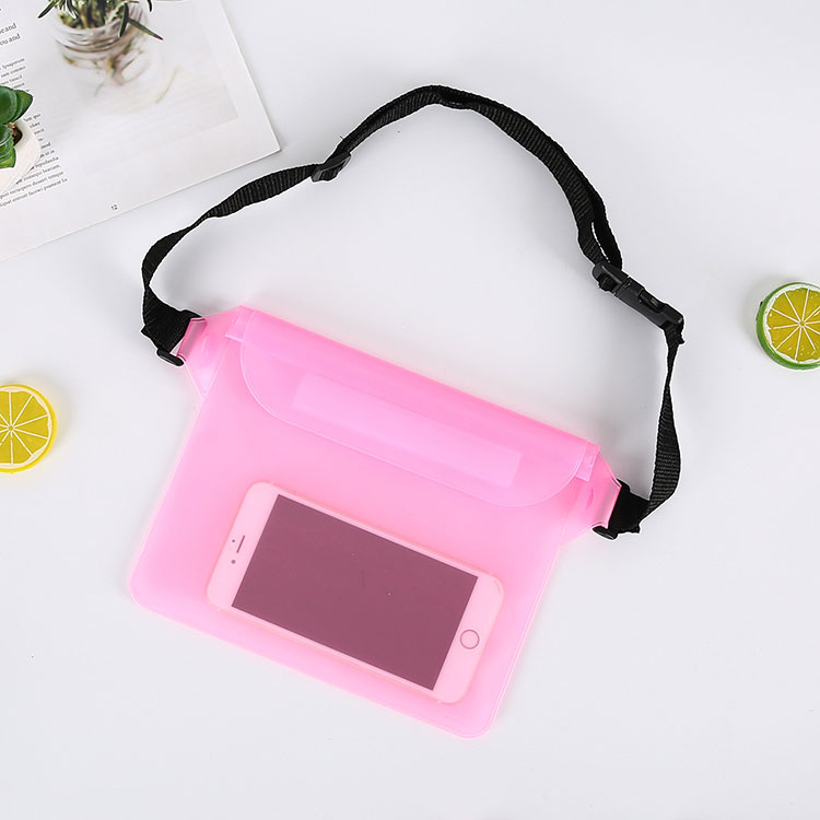 What are the benefits of a waterproof bag?