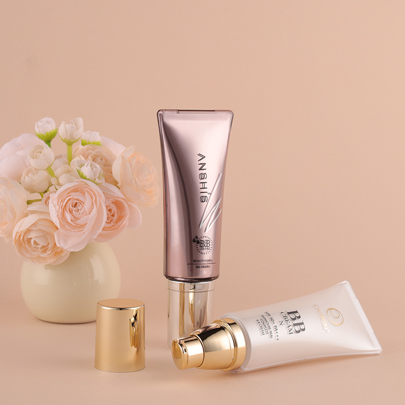 China Airless Pump Bottle: Innovative Design for Luxury Skincare Solutions